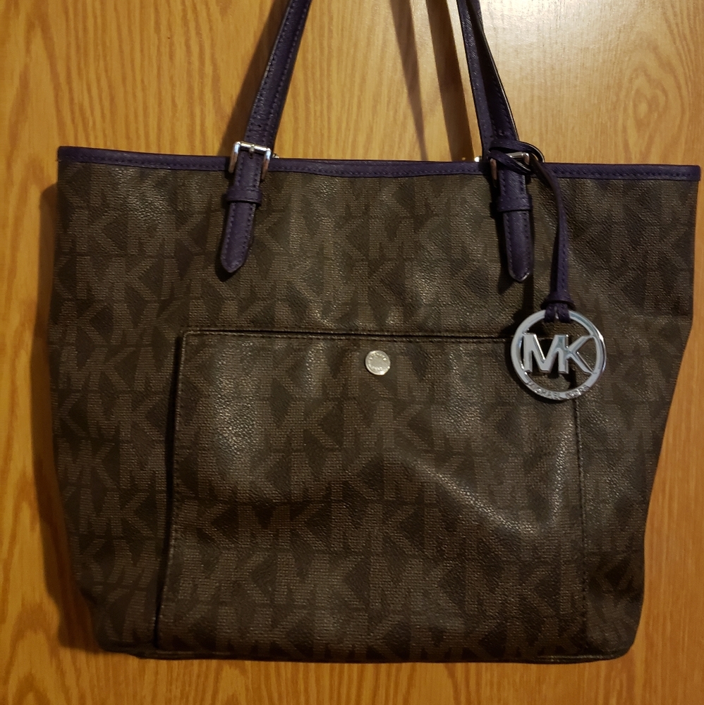 Michael Kors purse